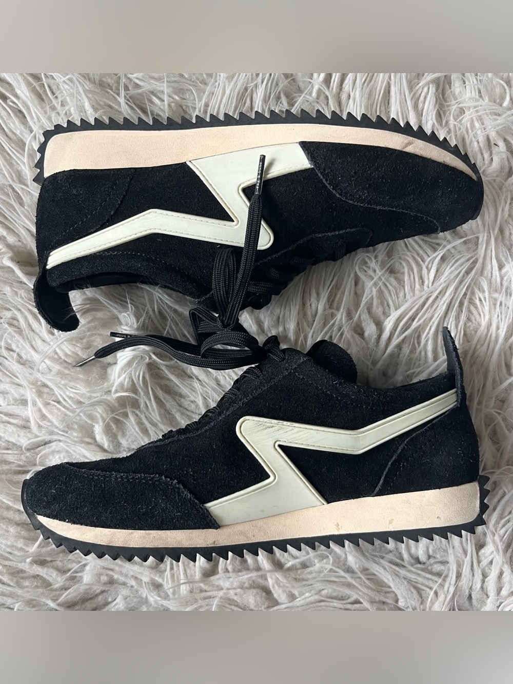 Rag & Bone Retro Runner Suede Lace Up Everyday Black Sneaker Walking Shoes Sz 39